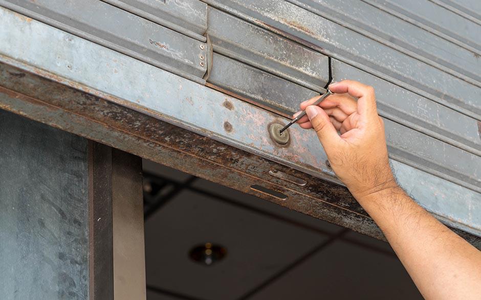 travaux à nos artisans serrurier prix Mantes-la-Jolie